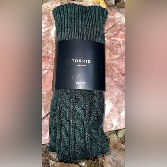TORRID OLIVE GREEN MARLED KNEE-HIGH SOCKS SIZE (7-9)  NEW - Picture 1 of 1